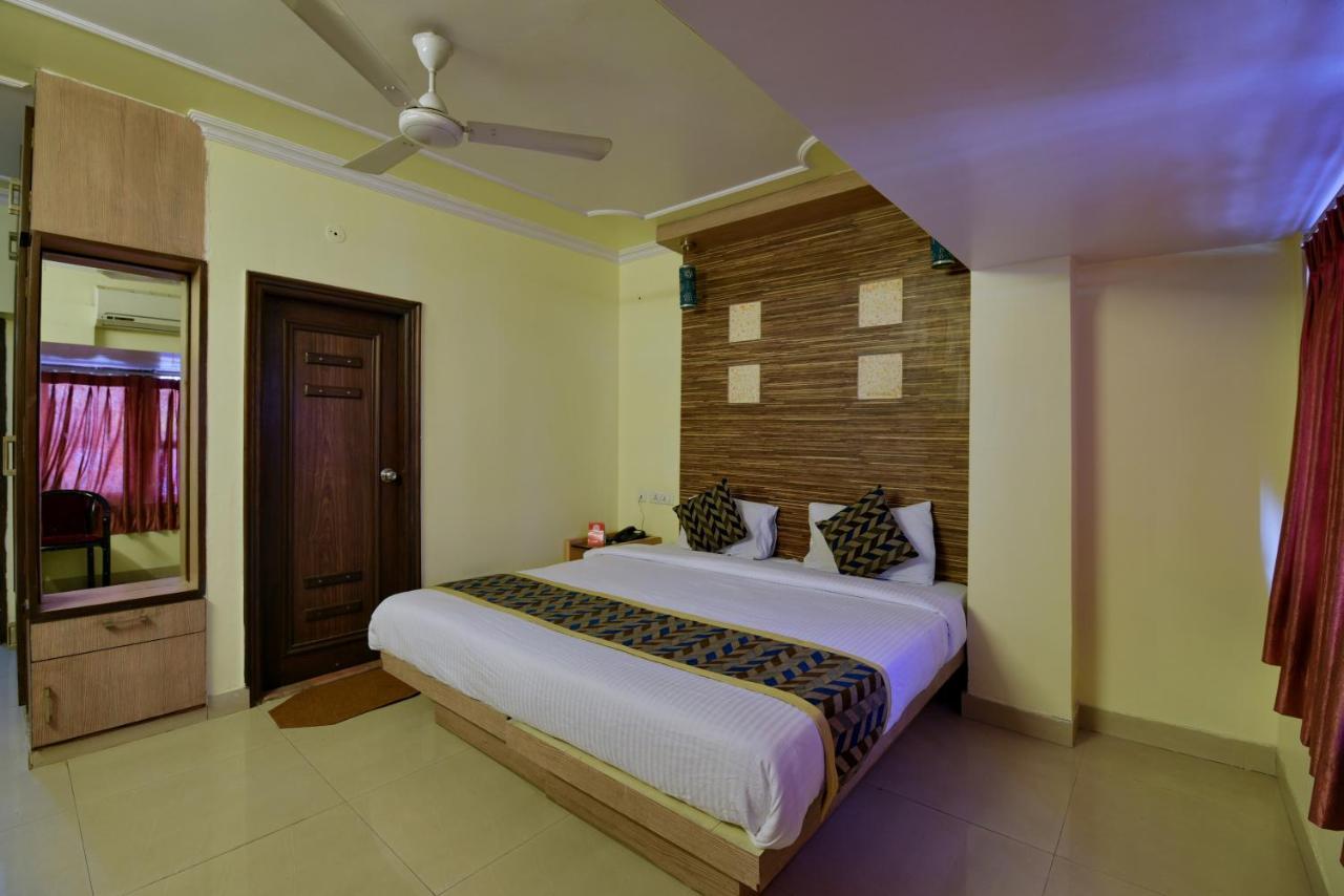 Oyo 2289 Hotel Radha Palace Kukas 外观 照片