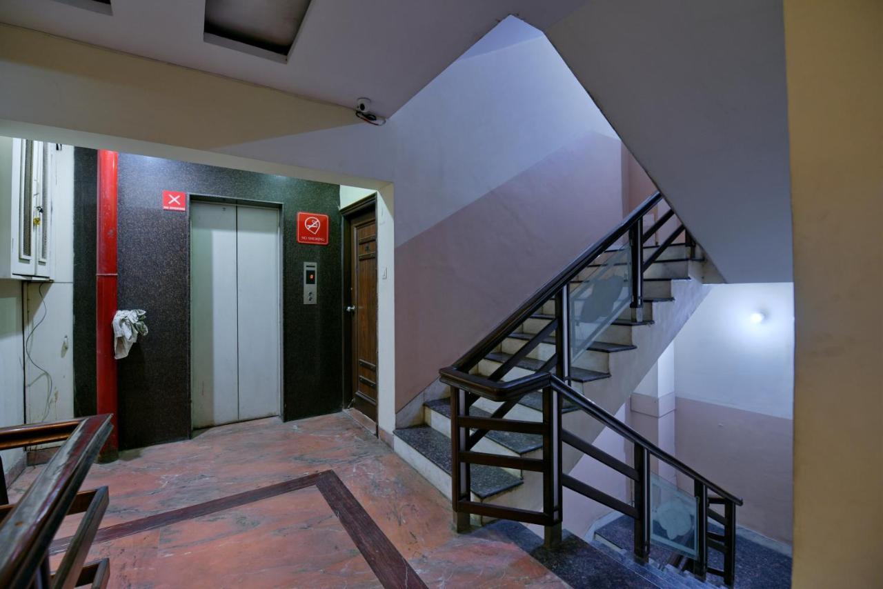 Oyo 2289 Hotel Radha Palace Kukas 外观 照片