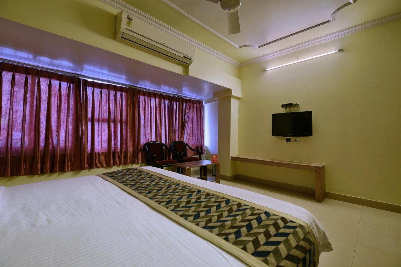 Oyo 2289 Hotel Radha Palace Kukas 外观 照片
